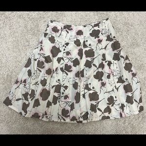 Banana Republic Pleated Fit and Flare Skirt Size 6